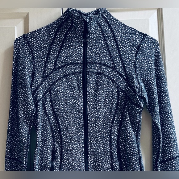 🍒LULULEMON DEFINE Jacket FROZEN FIZZ sz 6 Black/White ~ RARE!! - Picture 2 of 6